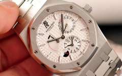 爱彼手表外观有划痕应该咋处理